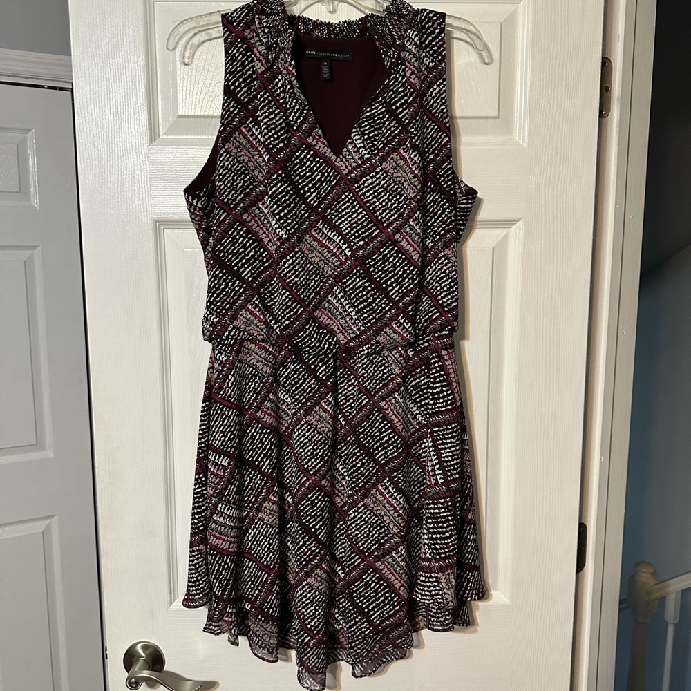 White House Black Market Abstract Sleeveless Dress